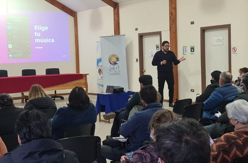  Emprendedores de Temuco, Toltén y Puerto Saavedra se capacitaron en Marketing Digital