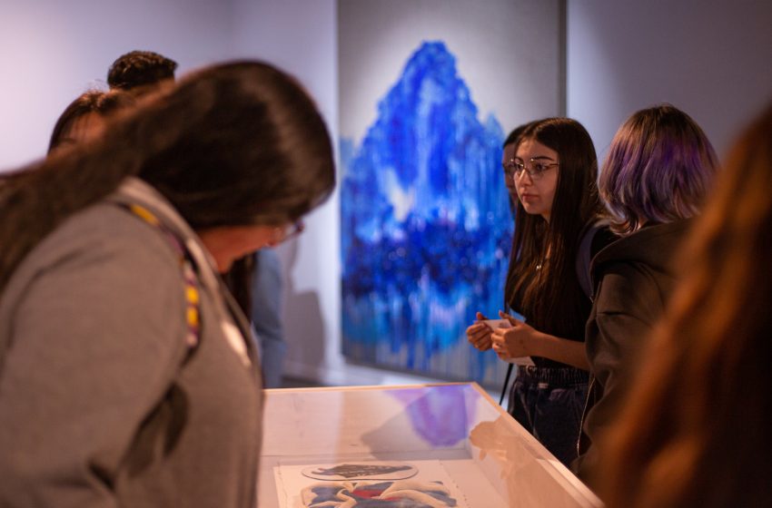  Exposición “Chakaruna” inauguró la temporada artística UCT con obras inspiradas en pueblos originarios de Latinoamérica