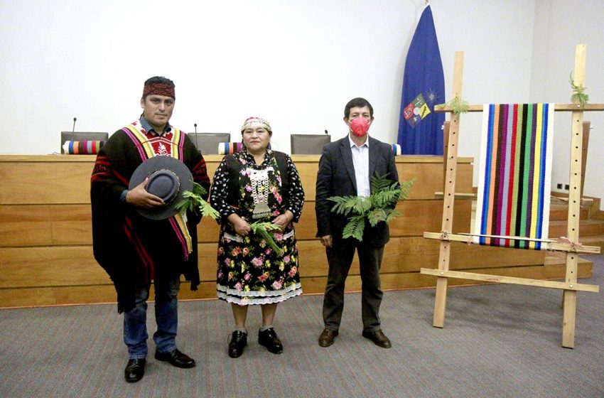  En Puerto Saavedra 500 tejedoras establecerán primer récord mundial del Pueblo Mapuche