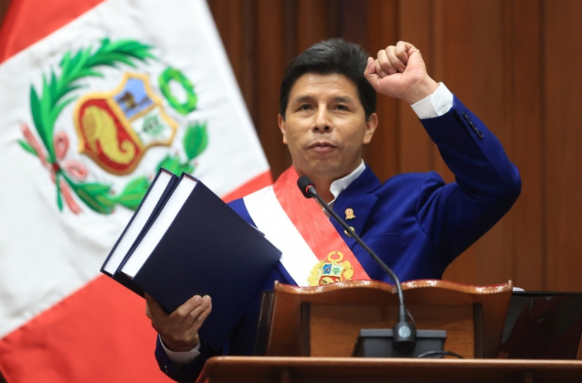  Castillo renovará su gabinete tras la renuncia del primer ministro