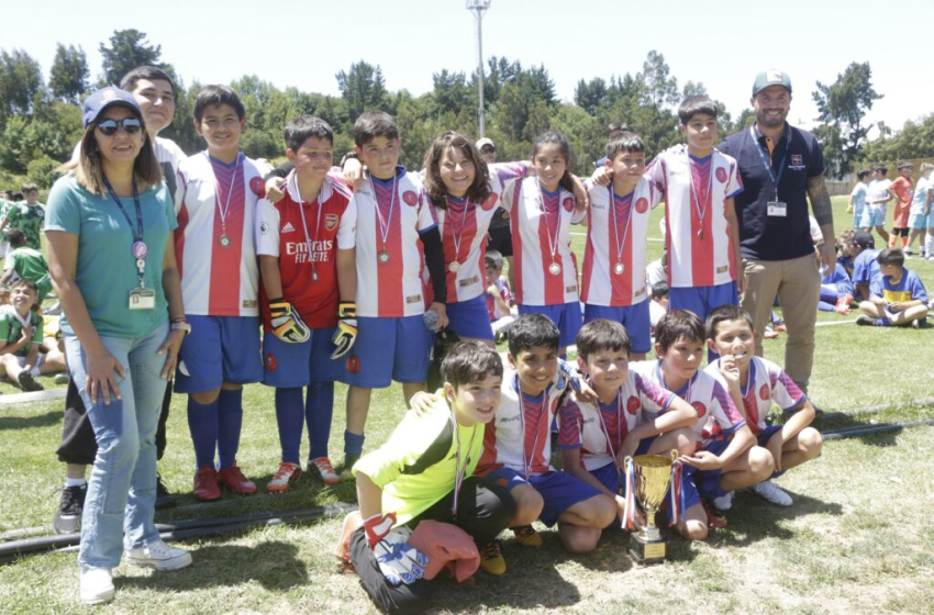  Municipalidad de Nueva Imperial organizó Copa Navidad para escuelas de fútbol