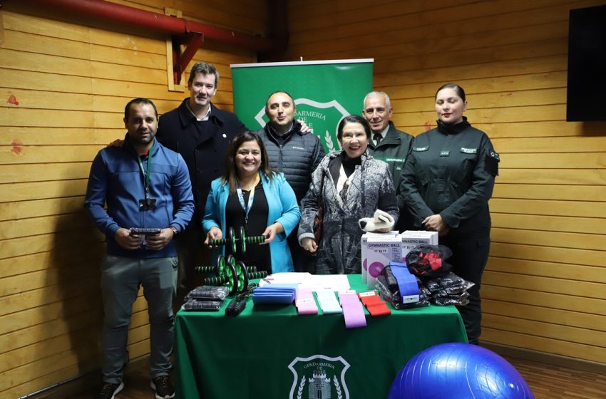  IND entrega implementos deportivos para cárcel femenina de Temuco
