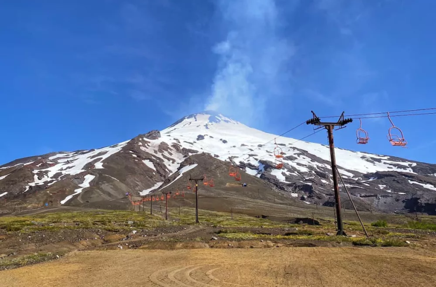  Reducen perímetro de seguridad del Volcán Villarrica de 1 km a 500 metros